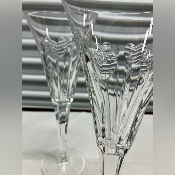 Waterford Crystal Millennium Hearts Toasting Flutes Set of 2 - Picture 4 of 9